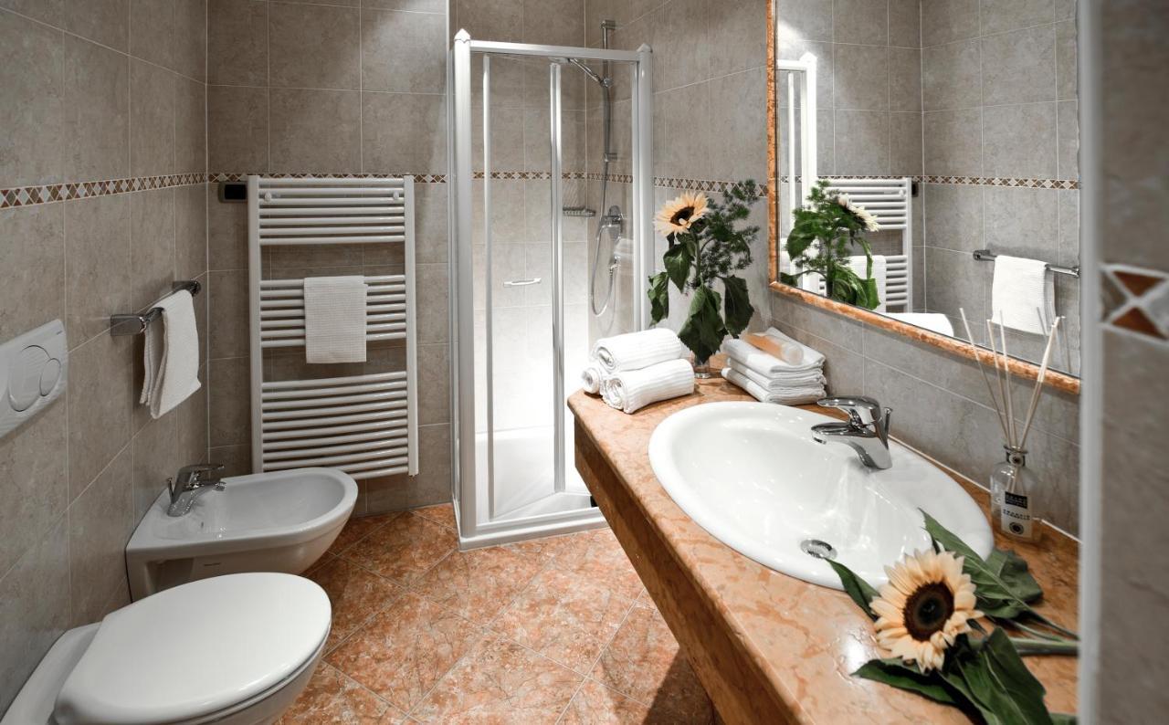 Residence Tombla Ортизеи Экстерьер фото